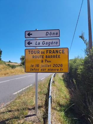 Le 16 juillet, le Tour de France passera par Luzy. Concrètement, cela signifie que la route D981 en provenance