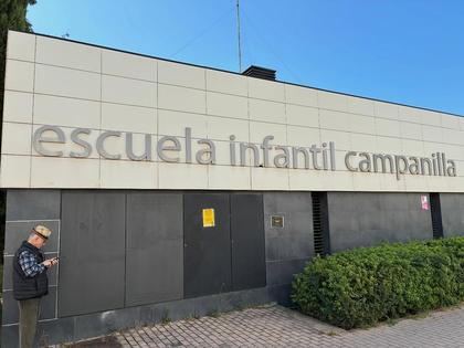 Durante la celebración de la Asamblea anual de ConBici nos prestaron para dormir la escuela infantil Campanill