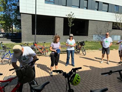 Durante la celebración de la Asamblea anual de ConBici nos prestaron para dormir la escuela infantil Campanill
