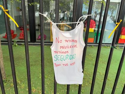 Durante la celebración de la Asamblea anual de ConBici nos prestaron para dormir la escuela infantil Campanill