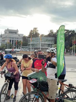 #Copbikeride @conbicired Bicifestacion para recibir a los miembros del grupo camino de la Cop31 en Turquía.