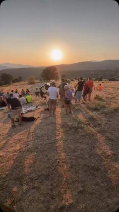 Pedalibre, bajo la gran propuesta de @morenez , millón de gracias, disfrutando del eclipse total desde Guadala