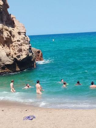 🌞🌍 El futur del naturisme també parla molts idiomes! 🌿💚 Del 27 de juny a l'1 de juliol, el càmping Relax-Nat d