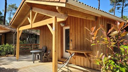 ☀️ Vous avez vu la météo de la semaine à venir ? Le moment idéal pour une petite escapade à La Jenny. 🏡🌲 #LaJe
