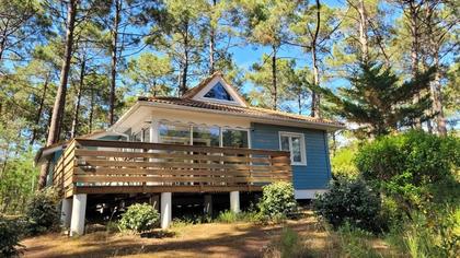 ☀️ Il fait chaud ? Direction La Jenny ! Un chalet sous les pins, l'océan à deux pas et l'impression d'être en 