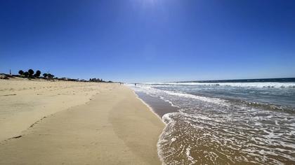 My favourite place, the beach. 😎 #beach #naturism #nudist #nudismo #naturismo
