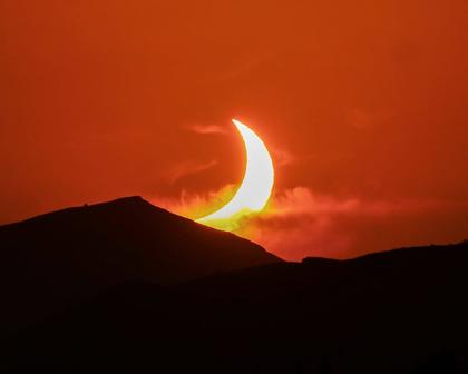 Sin palabras…. #eclipse #veraplaya #almería #solareclipse2026 #eclipsesolar